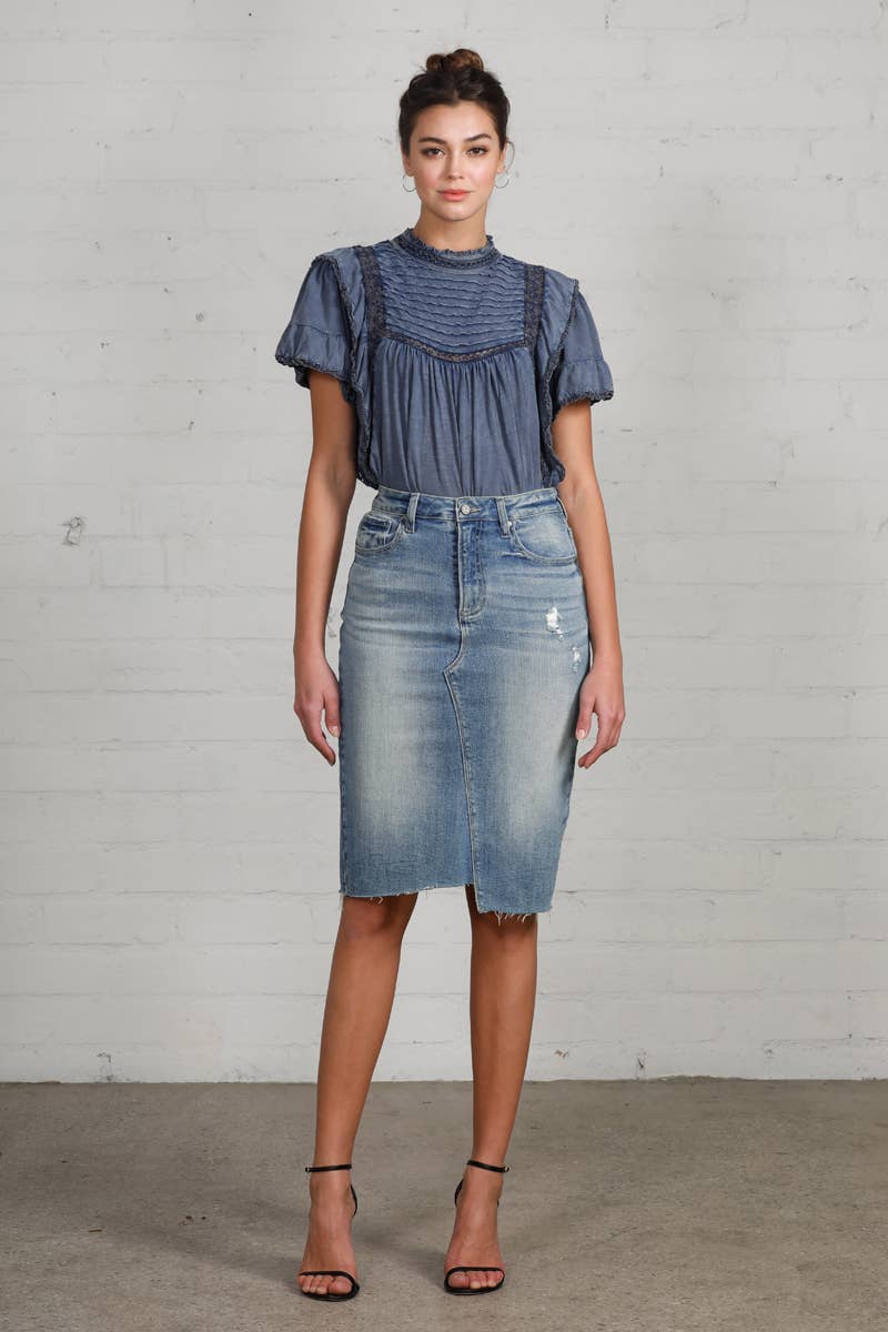 Jacy High Rise Stretch Raw Hem Knee Length Denim Skirt