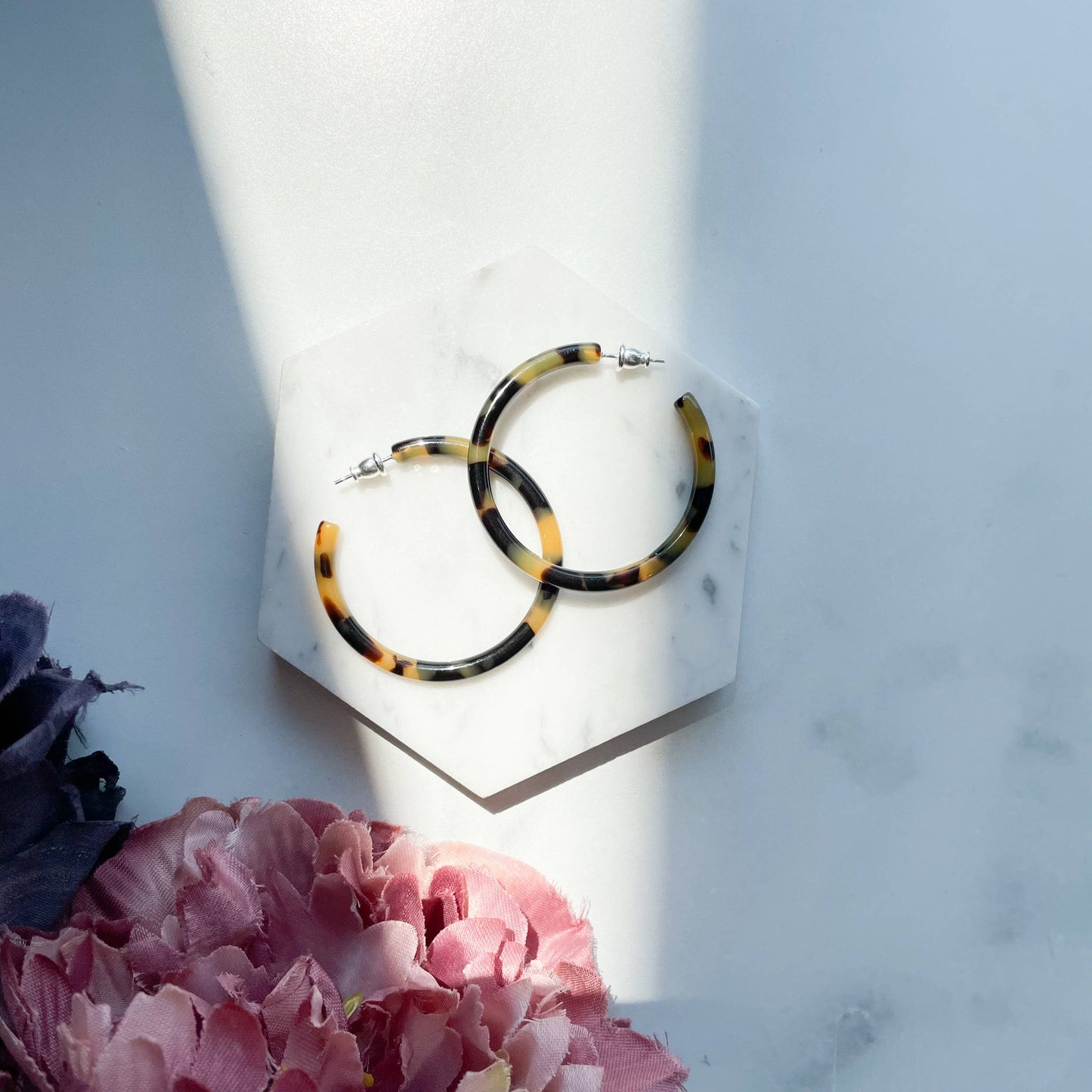 Classic XL Tortoise Shell Earrings