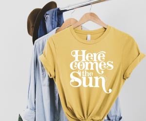 Here Comes the Sun Graphic Tee