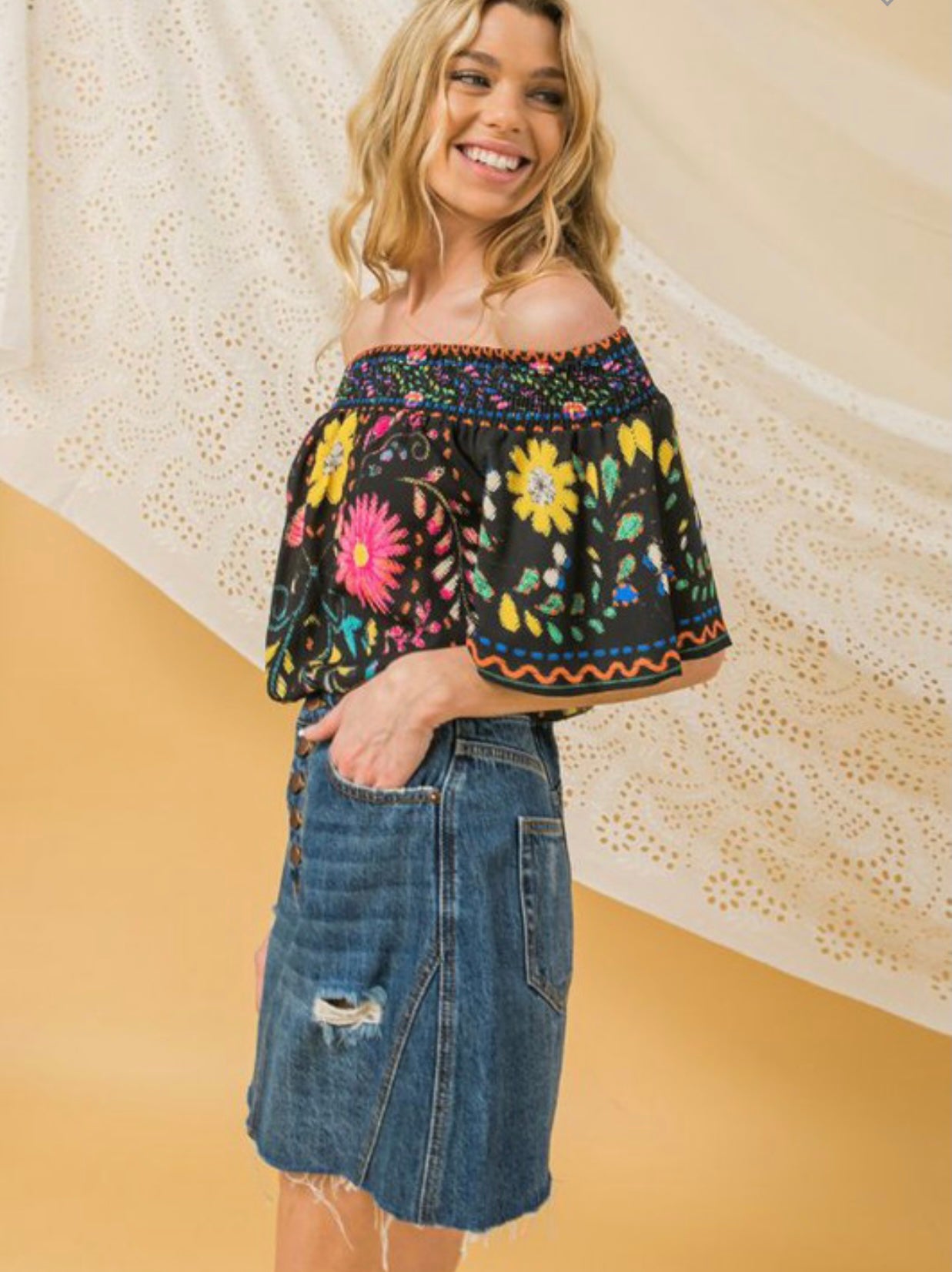 Folklore Top (2 colors)