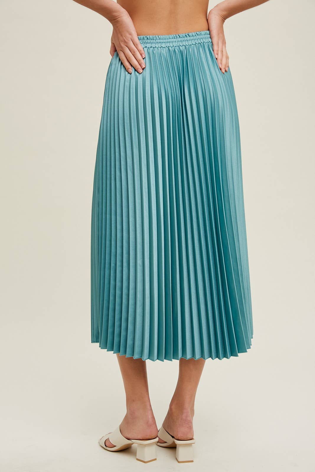 Sea Dream Coastal Pleated Midi Skirt