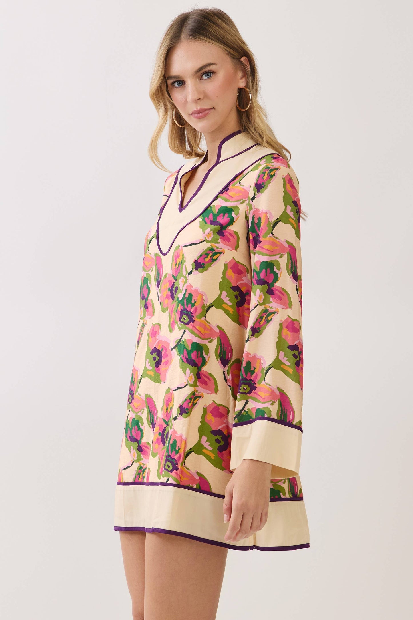 Sloan Floral Contrast Trim Shift Mini Dress