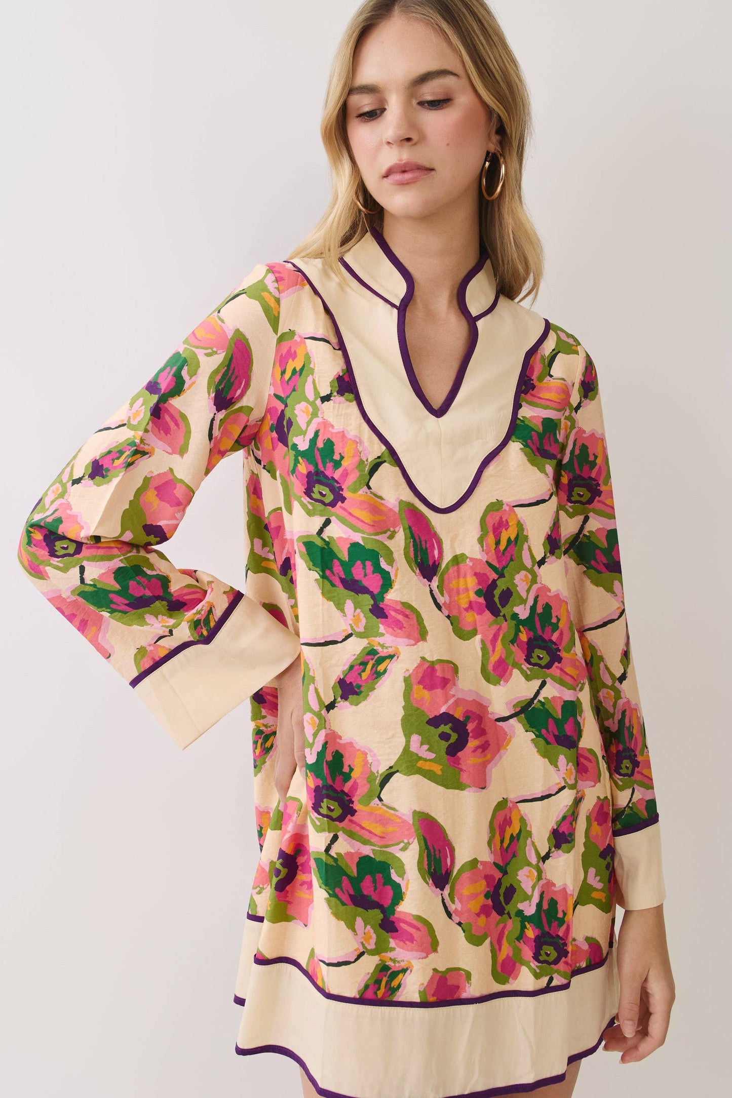 Sloan Floral Contrast Trim Shift Mini Dress