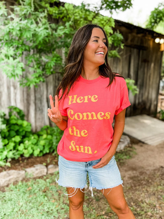 Coral Here Comes the Sun Graphic Tee