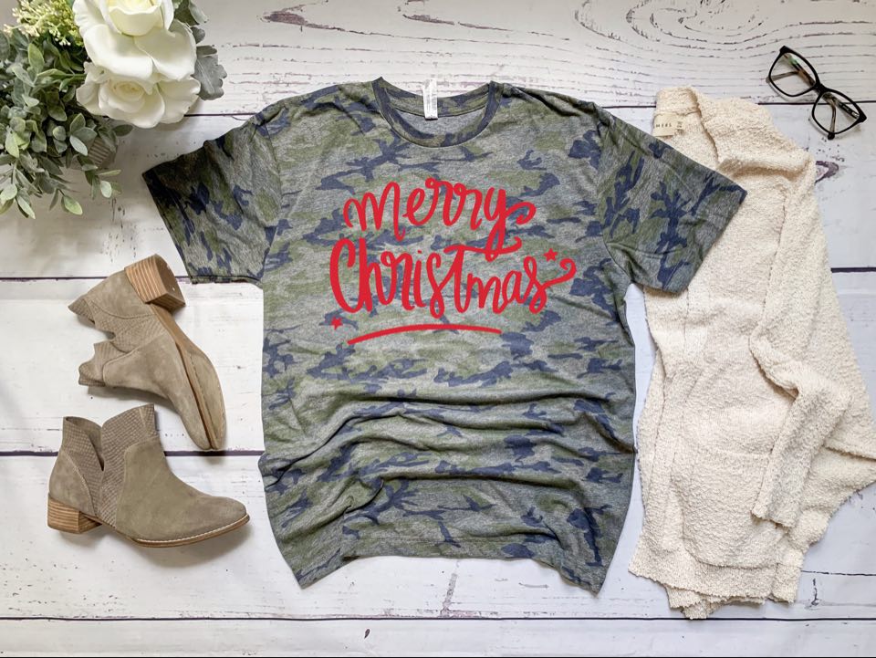 Merry Christmas Camo Graphic Tee